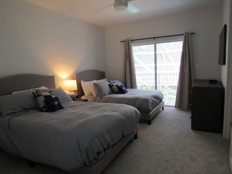 3rd Guest Bedroom Upstairs